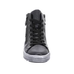 High Top Sneaker