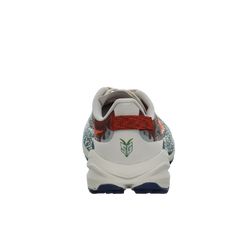 Speedgoat 6